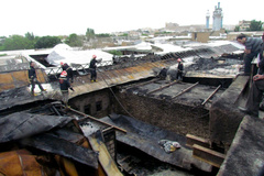 وقوع آتش سوزی در بازار همدان